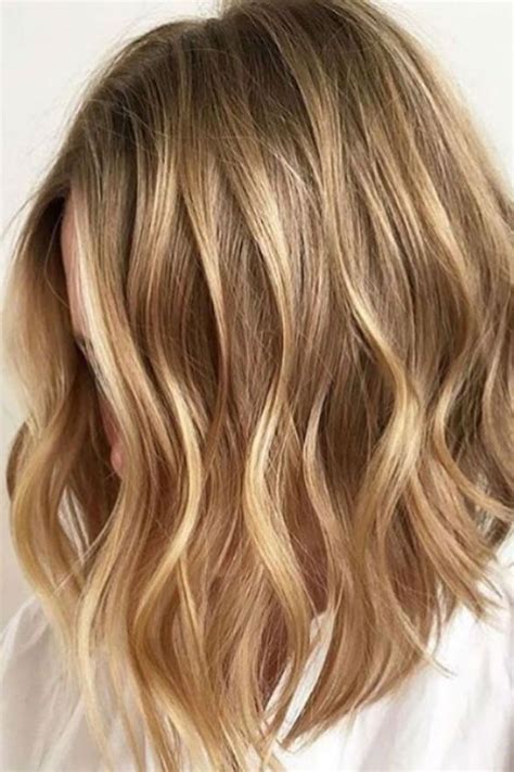 35 Blonde Highlights For Women To Look Sensational Honey Hair Color