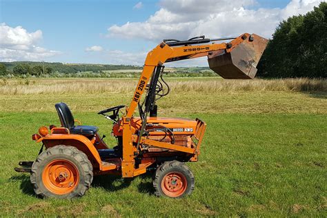 B6200d Kubota Compact Tractor With Loader Tractor With Loader For