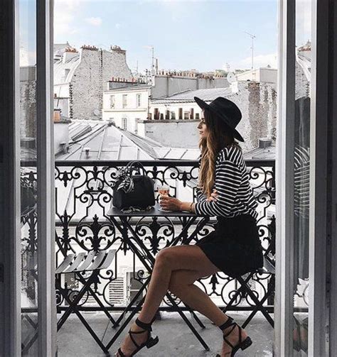 Discovering Your Signature Colour — Ashleigh Dmello Balcony Poses