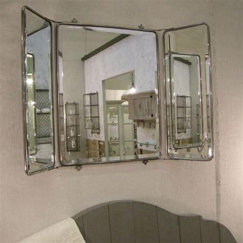 Meuble salle de bain : Miroir 3 faces Fontainebleau en métal nickel Chehoma ...