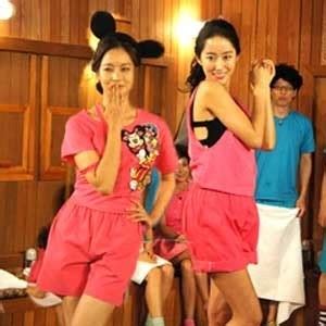 그 결혼 제가 할게요 작가 갈치구이 총편수 총 39화 데드 엔딩을 피하기 위해 언니 레일란 대신 불면증 황제에게 가게 된 '릴리안 맥켈리온' 51. 해투3' 오연서 "결혼 생각 없었는데 권상우 때문에 ...