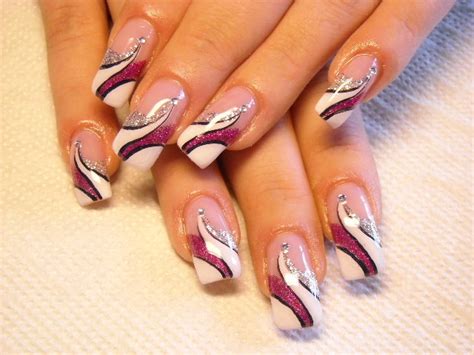 Simple And Cool Nail Art Ideas 2011