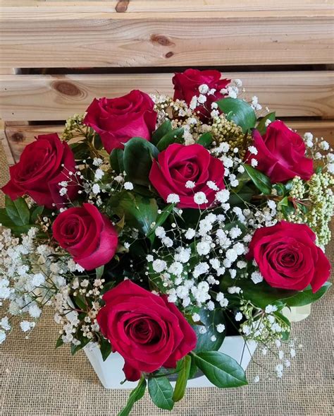 Romantic Hatbox Pattys Flowers