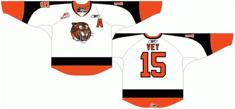 Medicine Hat Tigers Home Uniform Western Hockey League Whl Chris