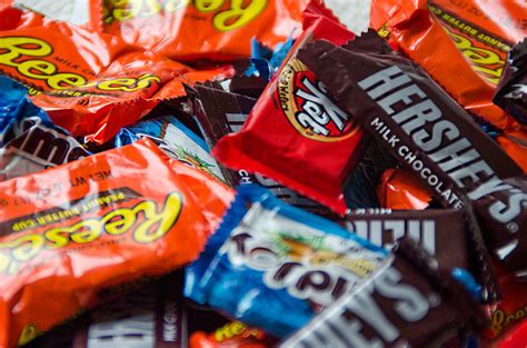 The 10 most successful chocolate bars/candies in american history.* featuring some of the most popular classic advertising jingles. The 20 Best Candy Bars, Ranked