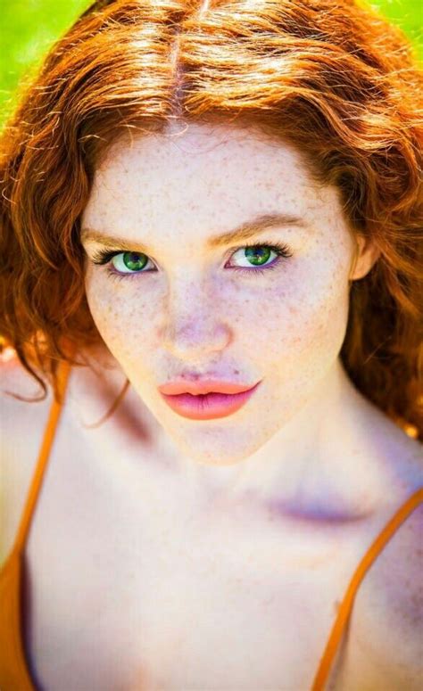 Pin By Pissed Penguin On 3 Redheads Black Hair And Freckles Redheads Freckles Beautiful Redhead