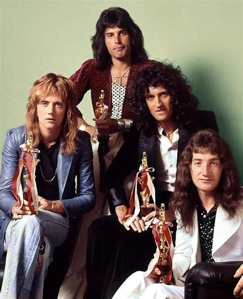 Freddie mercury, brian may, roger taylor and john deacon. 83 best Queen images on Pinterest | Queen freddie mercury ...