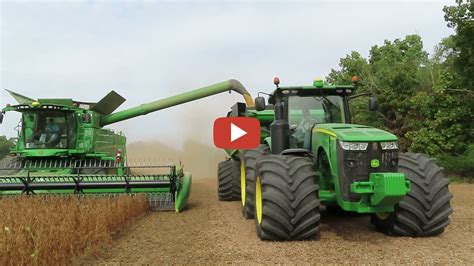 Howry Farms Ohio Soybeans Harvest 2021 With John Deere Combines And