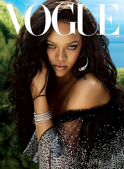 Rihannas Vogue Cover The Singer On Body Image Turning 30 And
