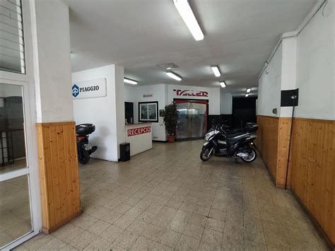 Aquí podréis encontrar toda la información sobre neumáticos, cambio. Talleres de motos en Les Corts (Barcelona): Arras Motos