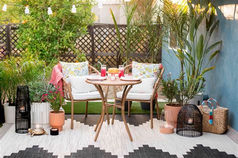 12 Outdoor Seating Ideas
