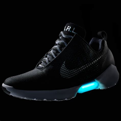 Nike S Self Lacing Hyperadapt 1 0 Sneakers Go On Sale This November Techspot