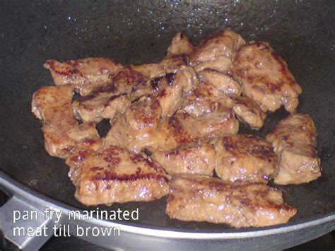 Took meat out…add 1/2 cup water and 1 tbs liquid smoke. Cooking Pleasure: Braised Pork Fillet with Hoisin Sauce