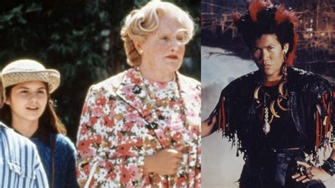 Robin Williams Young Hook Mrs Doubtfire Co Stars Pay Tribute