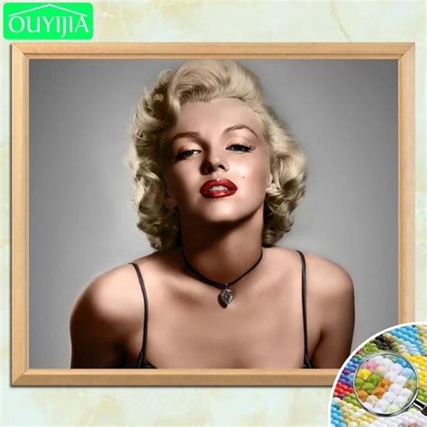 Sexy Marilyn Monroe In Sling Pajamas Portrait 5d Diy Diamond Painting