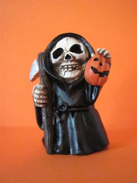 New Miniature Halloween Grim Reaper Resin Figurine 25 Tall Ebay