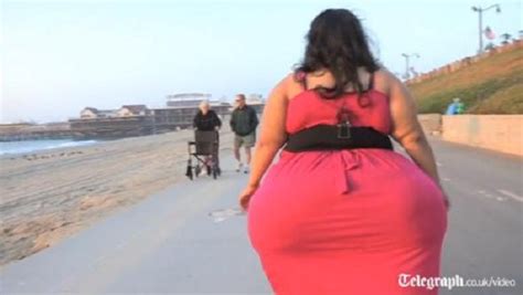 Mikel Ruffinelli Has The Worlds Largest Hips Video