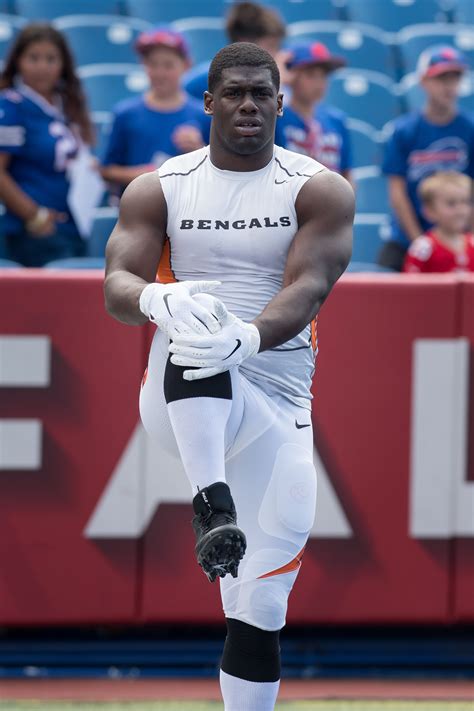 Connor hughes, jets beat writer: DE Carl Lawson Eyeing Week 1 Return