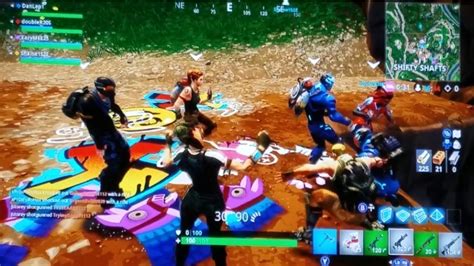I don't see the resemblance i got slurp juice i got slurp juice i found a chest! RANDOM Dance Battle/Off In Fortnite Battle Royale 50v50 ...
