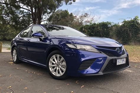 The camry doesn't disappoint, especially in se trim. Toyota Camry Hybrid 2018 review: Ascent Sport | CarsGuide