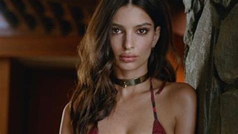 emily ratajkowski goes on ‘boobs rant in marie claire interview au — australia s