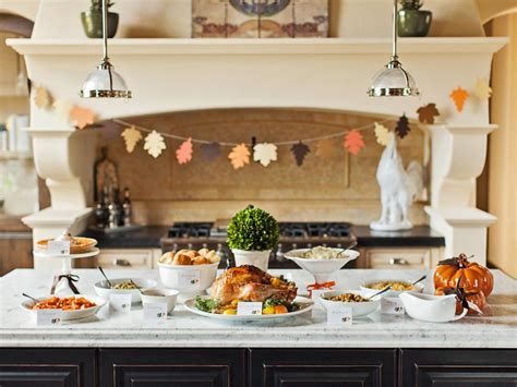 Once you decide to setup a festive thanksgiving dinner table you might unintentionally think about it the traditional way: Host A Friends-giving Your Friends Will be Thankful For ...