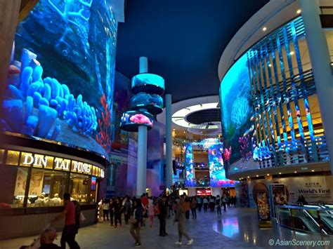 The journey time is about 2 hours and the bus fare is rm35.00. Genting Highlands and lighting attraction | Asian Scenery