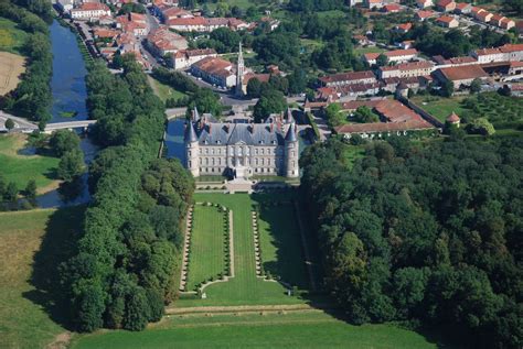 Photo Of Château De Haroué Vue Aérienne French Ancestry Castle