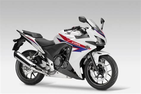 Kami mencoba merangkum harga motor sport 250cc full fairing 2019 dari 4 merek motor yang ada di indonesia. Motor Malaysia