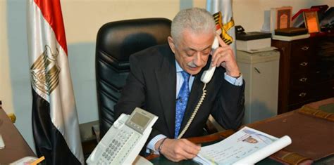 التباعد و إلزامية وضع الكمامة. وزير التربية والتعليم يعتمد نتيجة الثانوية العامة 2019 ...
