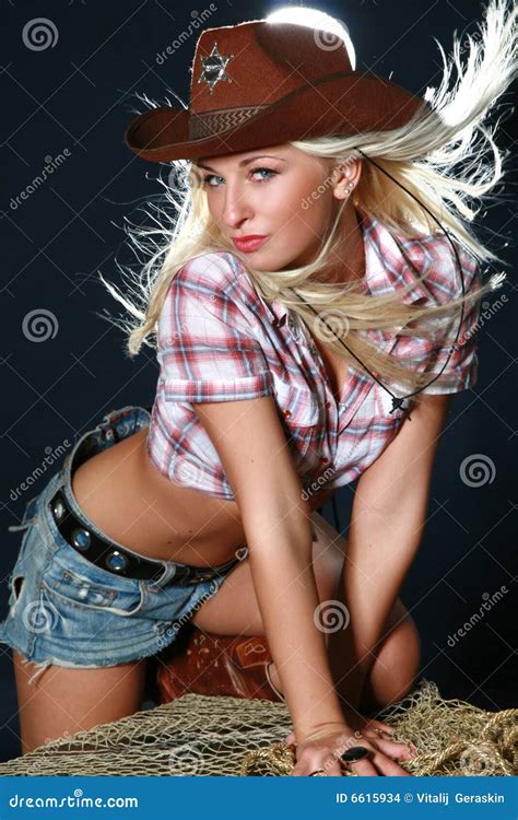 Blonde Rodeo Girl Wearing A Cowbabe Hat Stock Photo Image Of Blonde Cute