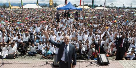 Mission Doug Batchelor Marvels At Gospels Reach In Papua New Guinea