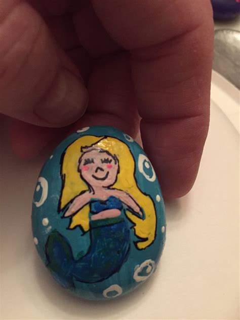 Pin By Amy Hall On Painted Rocks Painted Rocks Popsockets