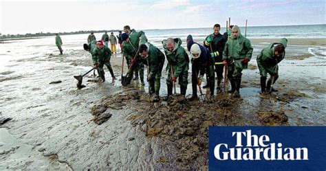 Erika Oil Spill 1999 World News The Guardian