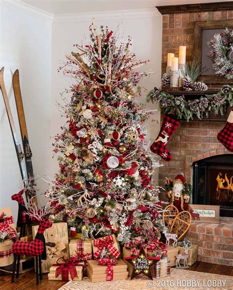 30 Most Amazing Christmas Decorated Trees For Some Holiday Sparkle Diy