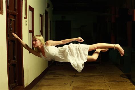 21 Beautiful Levitation Photography 