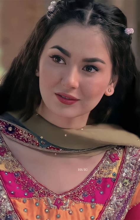 Hania Amir Cute Pictures Beautiful Hijab Cute Beauty Girl Photography Poses Girl Photo Poses