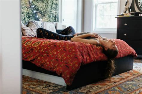 An Energizing Yoga Sequence You Can Do In Bed Mindbodygreen Free Hot