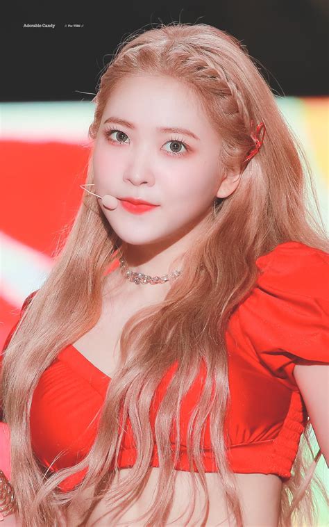 Red Velvet S Yeri Is Being Called A Disney Princess With Her New Hair Color Koreaboo