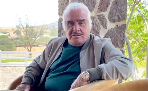 Fernandez de cevallos' kidnappers demanded $100 million in exchange for his release but decreased the amount. Vicente Fernández fue hospitalizado, pero no hay motivo ...