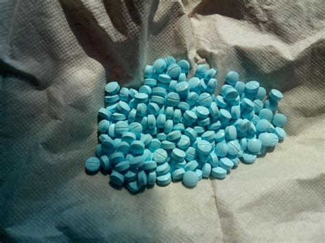 😵😵 : opiates