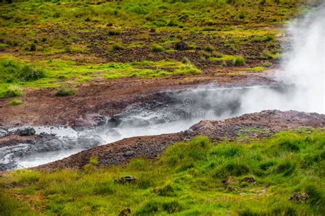 Wonderful Icelandic Nature Landscape High Mountains Geothermal