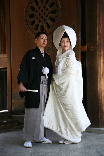 Traditional Japanese Shinto Wedding The Meiji Shrine Brides Kimono