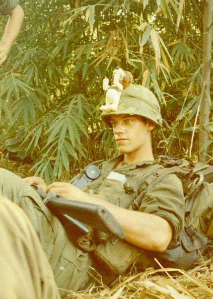 005 101st Airborne Division Vietnam Photo S