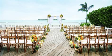Outstanding hotel catering options for key west beach weddings, social events & theme parties. Ocean Key Resort Weddings | Get Prices for Florida Keys ...