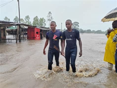 Malawi 190 Dead 37 Missing After Floods Mudslides And Strong Winds