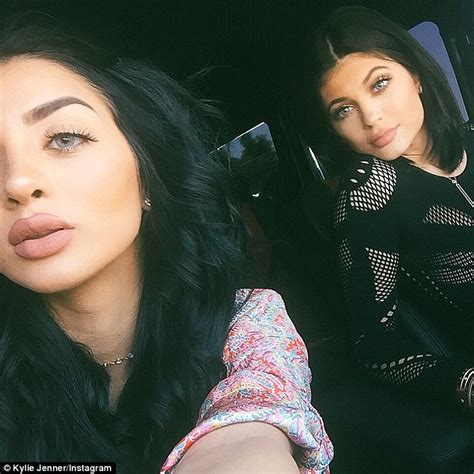 Kylie Jenner Revamps Her Look With Bright Contact Lenses In Selfie