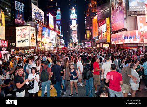 Bustling Times Square New York At Night Usa Stock Photo Alamy