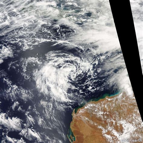Tropical Cyclone Vince 2011 Zoom Earth
