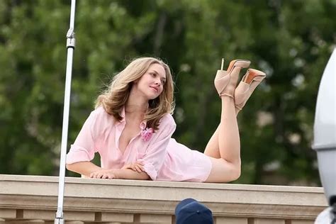 Amanda Seyfried Shows Off A Lot More Than Bargained For As She Poses In